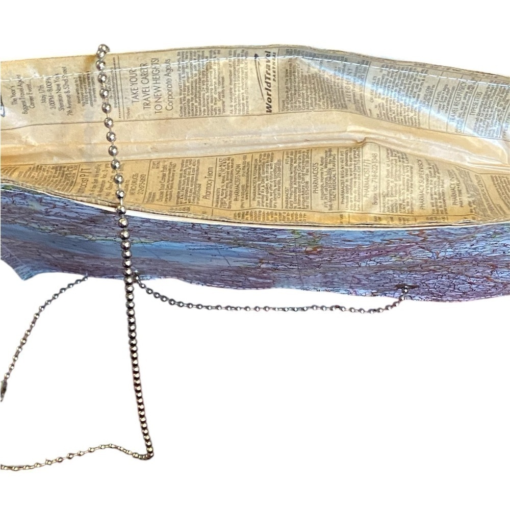 World Map Handbag With Adjustable Silver Chain - Picture 5 of 5